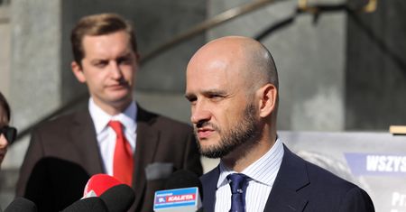 Radni PiS: W 5 lat zlikwidowano w Warszawie 112 szkół