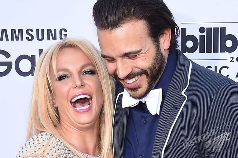 Britney Spears z ukochanym na gali Billboard Music Awards 2015 [zdjęcia]