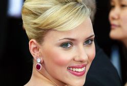 Scarlett Johansson skończyła 32 lata. Jak zmieniła się przez ten czas?
