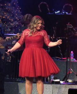 Kelly Clarkson nie może schudnąć. A może nie chce?