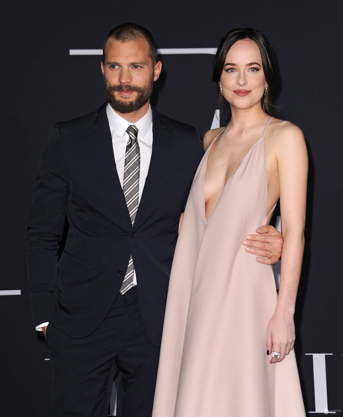 Dakota Johnson i Jamie Dornan na premierze Ciemniejszej strony Greya