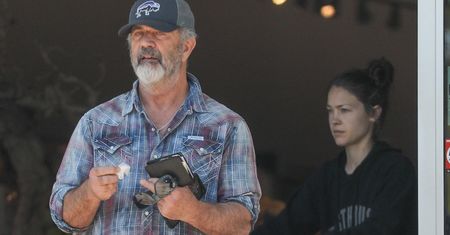 Mel Gibson opuszcza kwarantannę na rzecz zakupów. Aktor nie wygląda dobrze