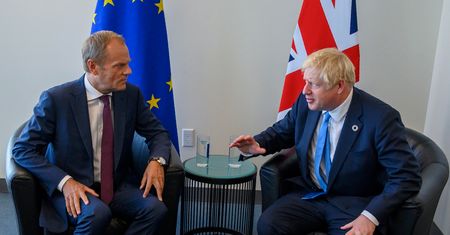 Brexit. Donald Tusk spotkał się z Borisem Johnsonem. Enigmatyczny wpis