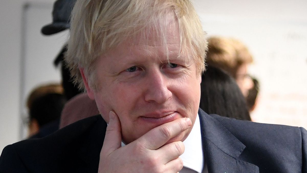 Premier Boris Johnson zdecydował się na kompromis. 