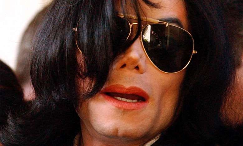 "Dawał biżuterię nieletnim za akty seksualne". Szokujący dokument na temat Michaela Jacksona obnaża przerażające fakty: „to potwór!”