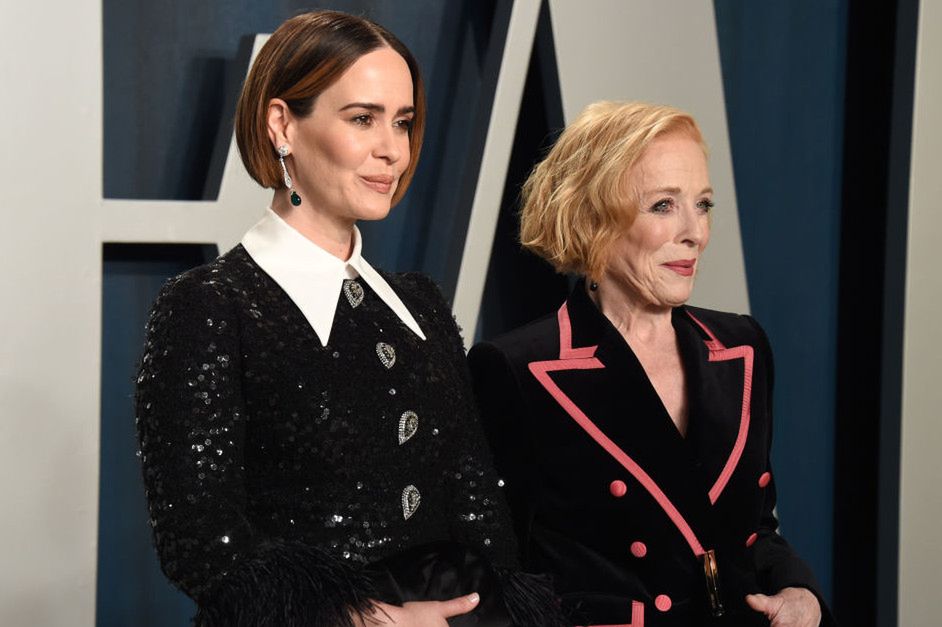 Oscary 2020. Sarah Paulson i Holland Taylor na imprezie Vanity Fair