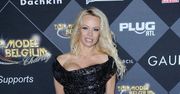 Pamela Anderson znów pochwaliła się biustem