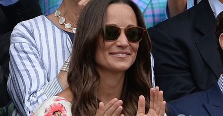 Pippa Middleton z bratem na meczu tenisa. Włożyła kosztowną sukienkę brytyjskiej marki