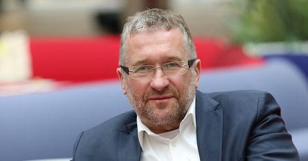 "Money. To się liczy". Rajdowiec Rafał Sonik o centrach handlowych