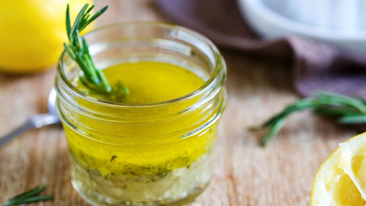 Sos winegret pochodzi z kuchni francuskiej