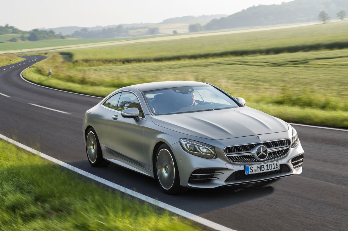 Mercedes odświeża Klasę S w wersji coupé i kabriolet. Nowe silniki, nowe technologie