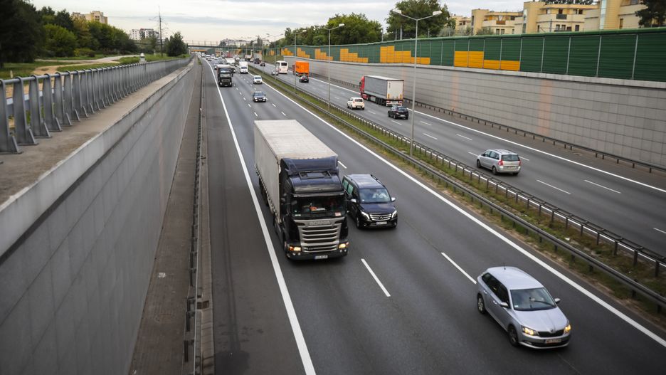Mazowsze. Na odcinku trasy S8 zniesiono ograniczenie prędkości do 60 km/h