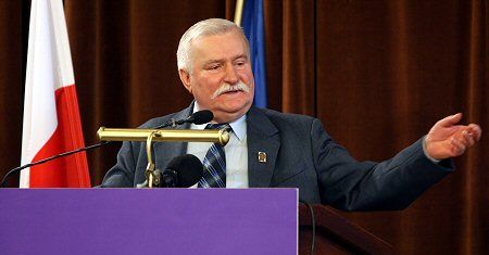 Wałęsa: nie wolno nam zamazywać normalnych podziałów