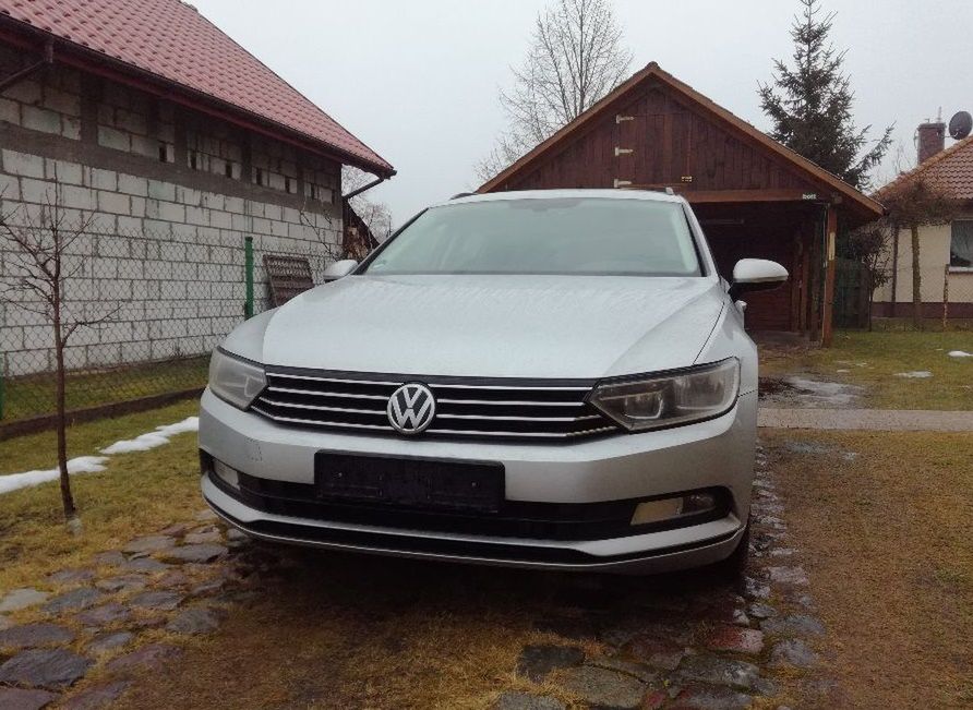 Szczere ogłoszenie - ten Volkswagen Passat robił przez dwa lata blisko 600 km dziennie!