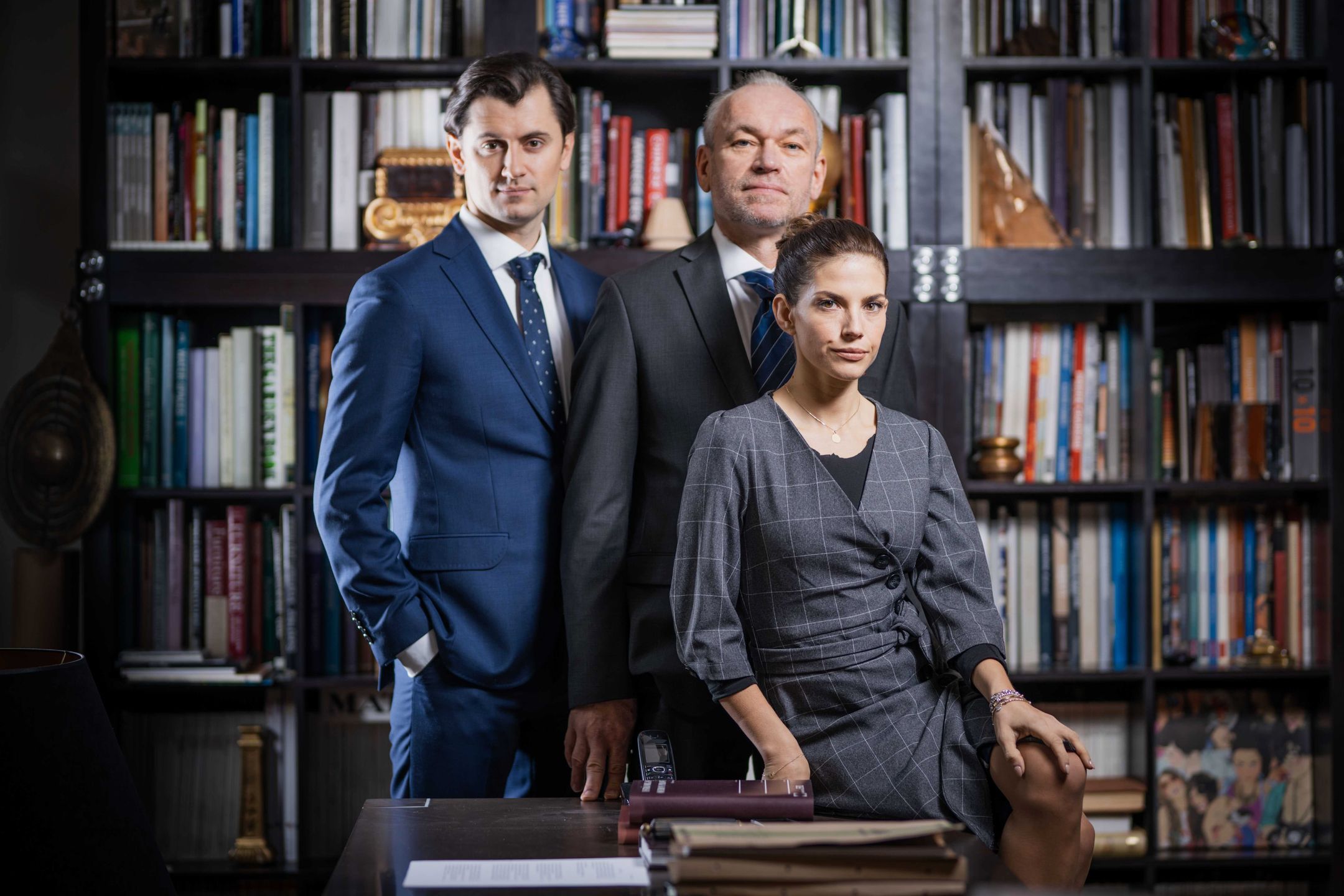 Zawsze warto Rafał (Bartłomiej Kotschedoff) Witold Wardecki (Mariusz Bonaszewski), Marta (Weronika Rosati)