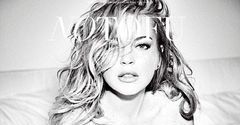 Lindsay Lohan na okładce pisma "No Tofu"