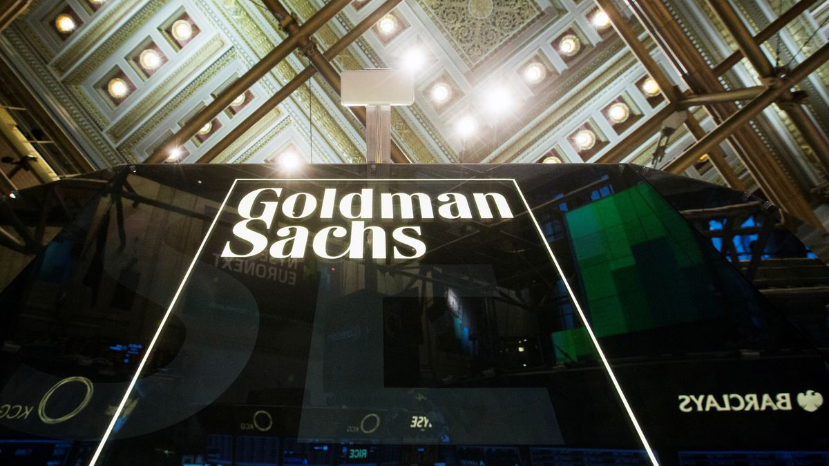 Wysocy rangą dyrektorzy związani z Goldman Sachs z zarzutami
