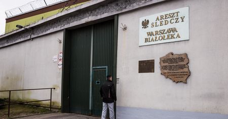 Warszawski dziennikarz spędzi w więzieniu 3 miesiące za posiadanie narkotyków