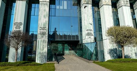 Tomasz Janik: SN kontra TK. Trybunał górą, ale bitwa jeszcze się nie skończyła