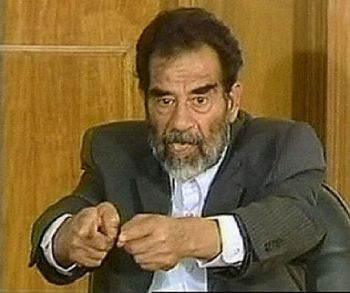 Saddam odmówił uznania stawianych mu zarzutów