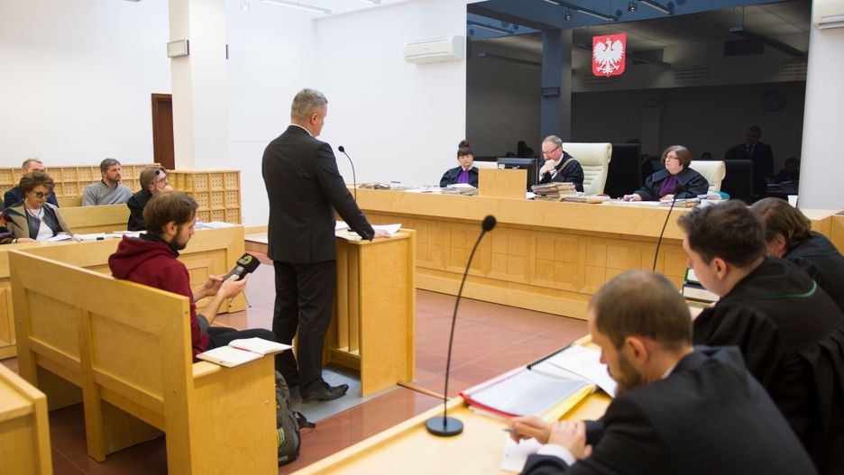 W sądach toczą się już tysiące spraw frankowiczów przeciwko bankom