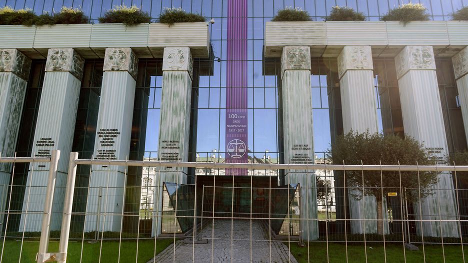 W środę w stan spoczynku przeszło 10 sędziów Sądu Najwyższego