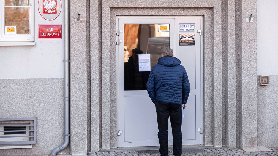 Koronawirus w Polsce. Prokuratorzy zastanawiają się, co robić ws. lekarzy