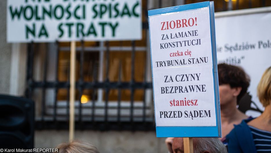 Afera w Ministerstwie Sprawiedliwości. Po ujawnieniu rozmów z pracownikami resortu opozycja domaga się odwołania Zbigniewa Ziobry