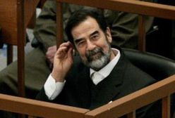 Husajn do sędziego: stuknij się młotkiem w głowę!