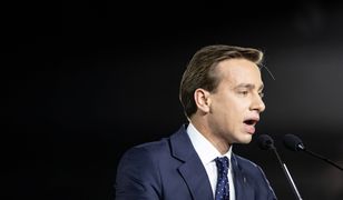 Wrzawa na Twitterze po wpisie Krzysztofa Bosaka. Nie spodobała mu się tęczowa ławka