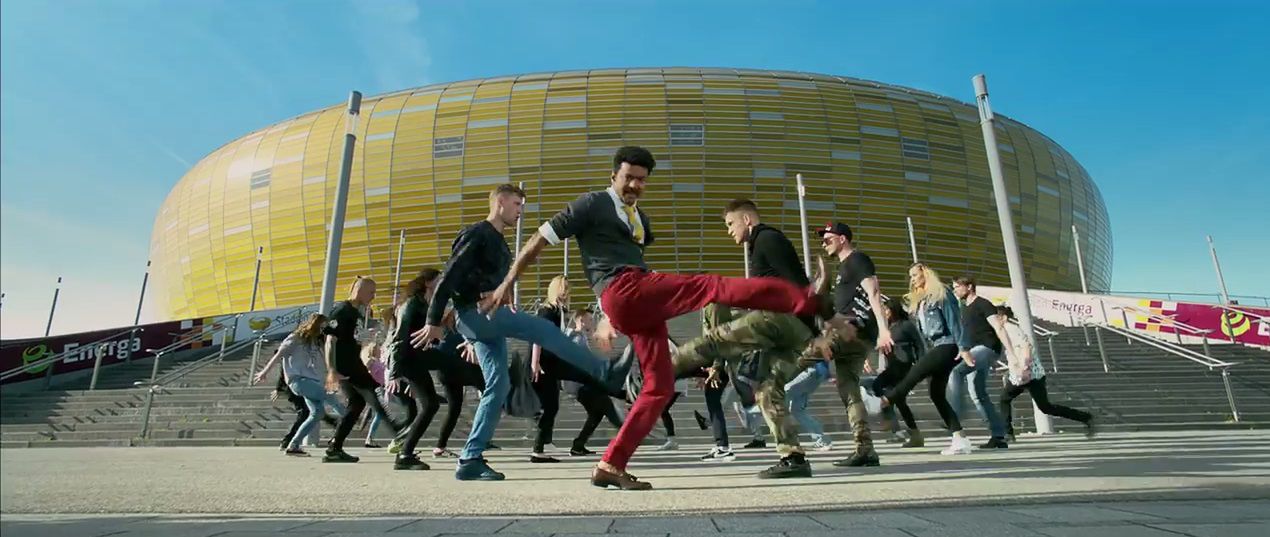 Polskie miasta udają Paryż. Bollywoodzka produkcja niebawem w kinach