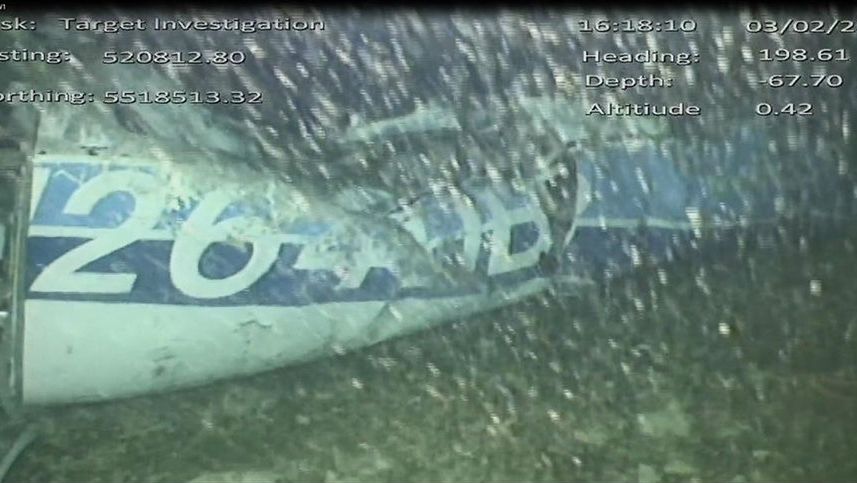 Z awionetki, którą leciał piłkarz Emiliano Sala i pilot wydobyto ciało