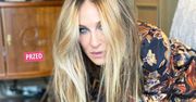 Siwiutka jak gołąbek Sarah Jessica Parker przyłapana przez paparazzi na spotkaniu z przyjacielem. Tak będzie wyglądała w nowej odsłonie "Seksu w wielkim mieście"?