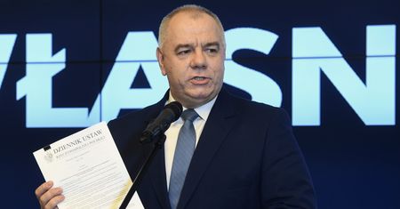 Syn Mariusza Kamińskiego w Banku Światowym. "Decydują o tym poważne osoby"