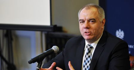 Wybory parlamentarne 2019. Jacek Sasin o ataku na kościół w Olecku