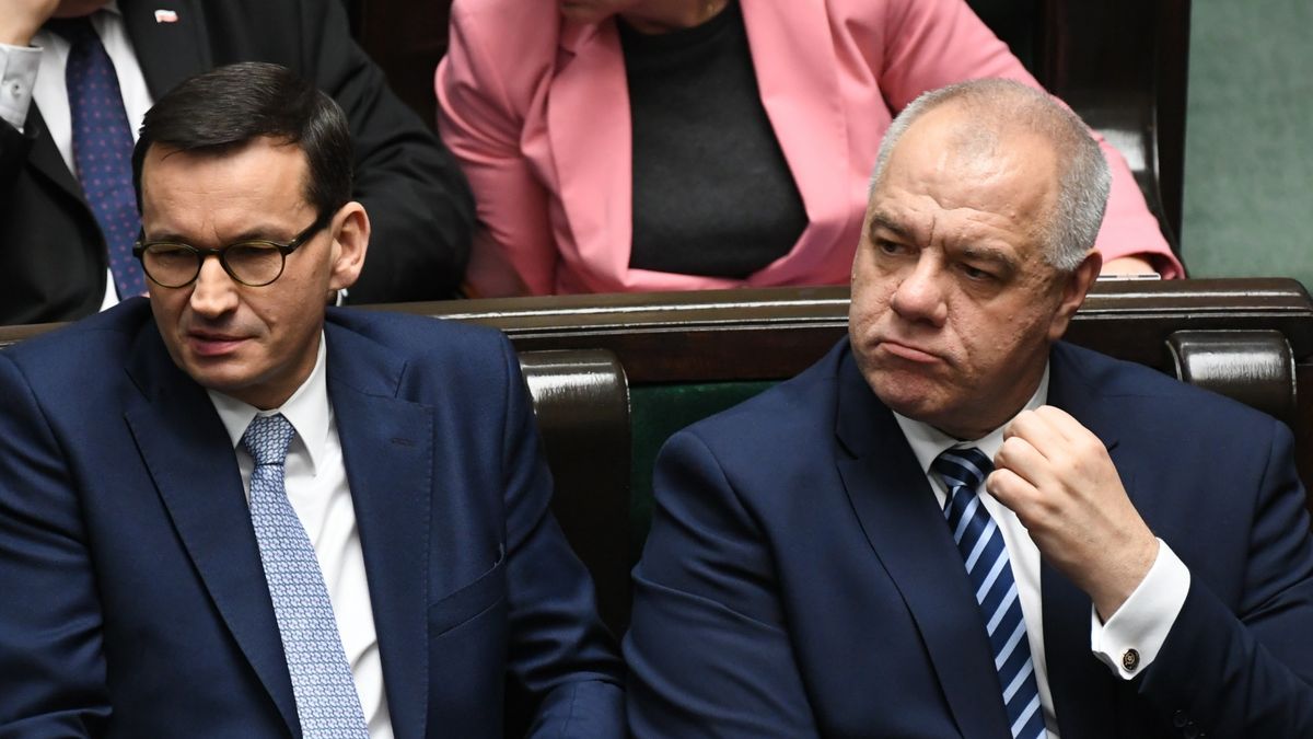 Wicepremier Jacek Sasin o podwyżkach cen za prąd: "większość dostanie zwrot".