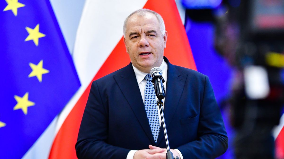  - Chcemy spojrzeć na przepisy na nowo - zapowiedział Jacek Sasin. 