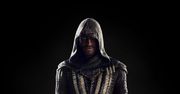 Filmowy Assassin's Creed już czai się na dachu - wiemy, jak wygląda Michael Fassbender jako asasyn