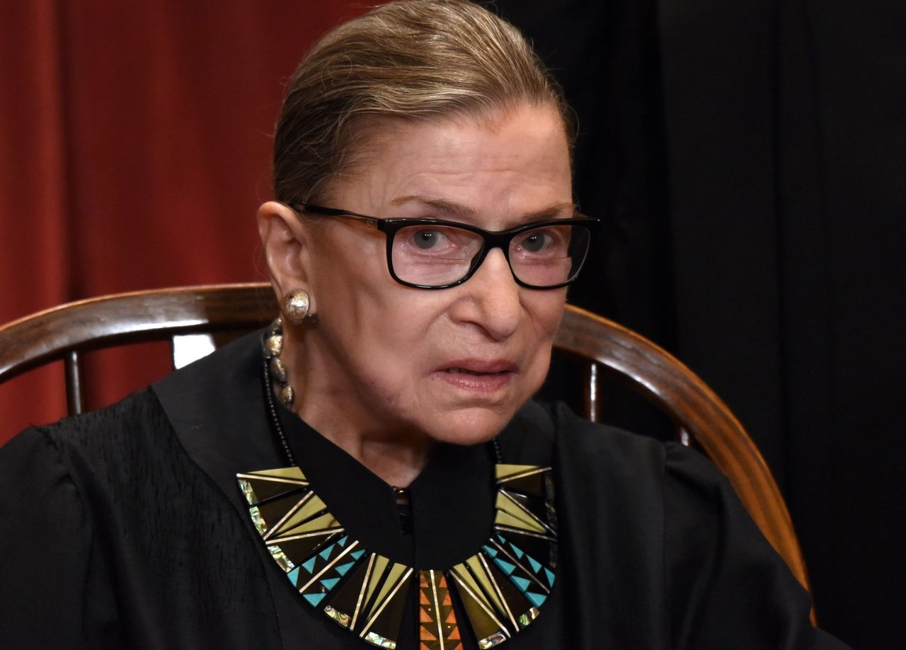 Ruth Bader Ginsburg: sędzia, o której czytają dzieci w Polsce. A Amerykanki tatuują sobie jej podobiznę