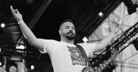 Robert Stolarek z grupy Wszyscy Byliśmy Harcerzami nie żyje