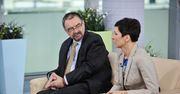 Żona Romualda Dębskiego czule o mężu. "Jego telefon cały czas dzwoni, nie chcę go wyłączyć"