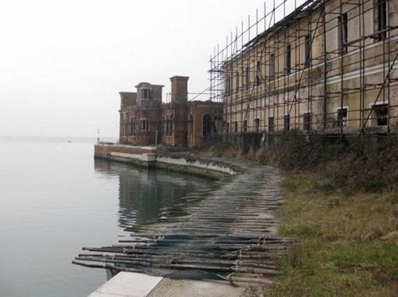 Wyspa Poveglia, Włochy