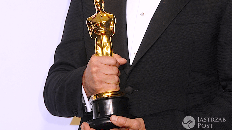 Leonardo DiCaprio z Oscarem Marlona Brando