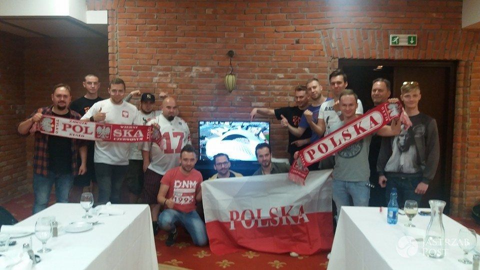 Enej kibicuje Polsce w meczu Polska-Ukraina