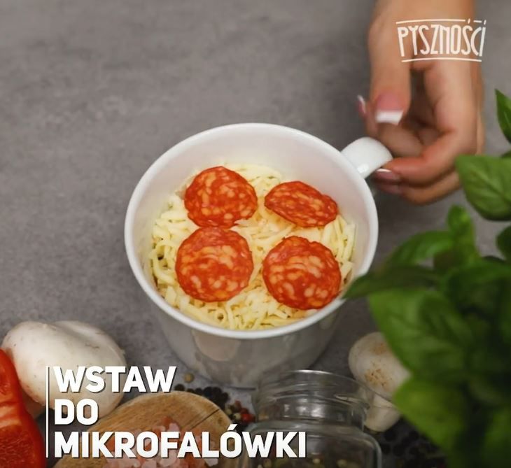 Pizza z filiżanki- Pyszności