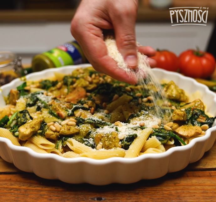 Makaron penne z kurczakiem- Pyszności