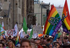 Zmarł Gilbert Baker. Był ikoną ruchów LGBT