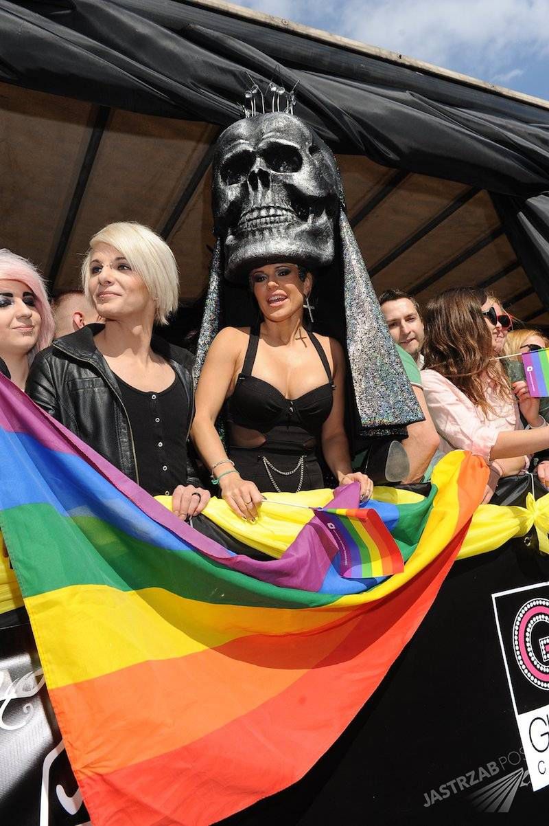 Doda w Pride już na lato! A w 2012 roku na Paradzie Równości wystąpiła w towarzystwie gejów