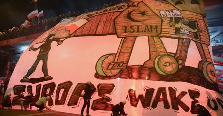 Muzułmanie dają Polakom lekcję historii. "Też byliście uchodźcami"