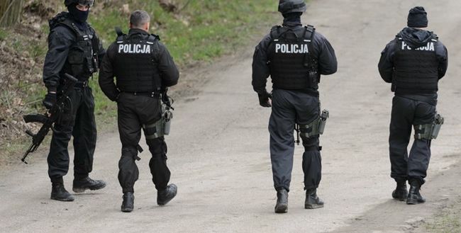 Czy policjanci boją się używać broni?